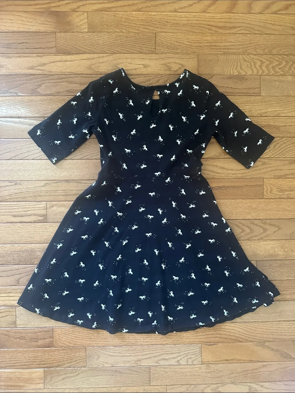 🦄 OLD NAVY girls dress black white unicorns short sleeved dress size large 10-12